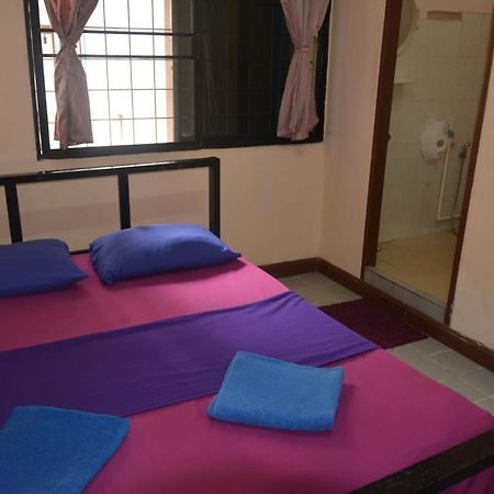 Yaya Guesthouse Bangkok Luaran gambar