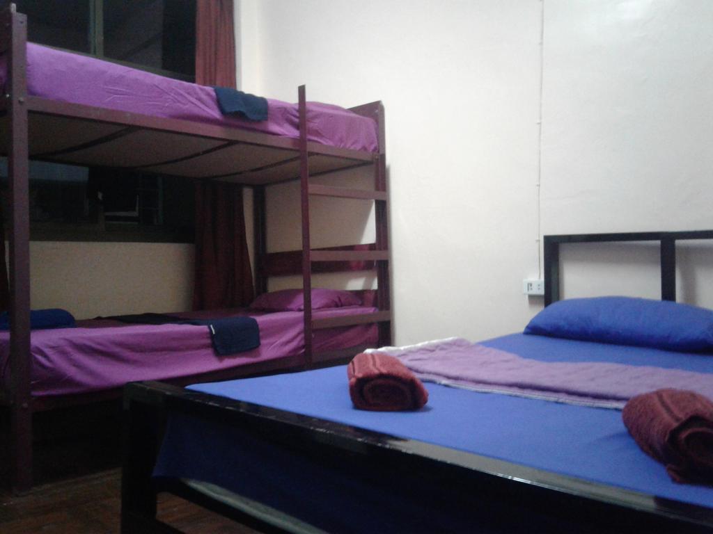 Yaya Guesthouse Bangkok Luaran gambar