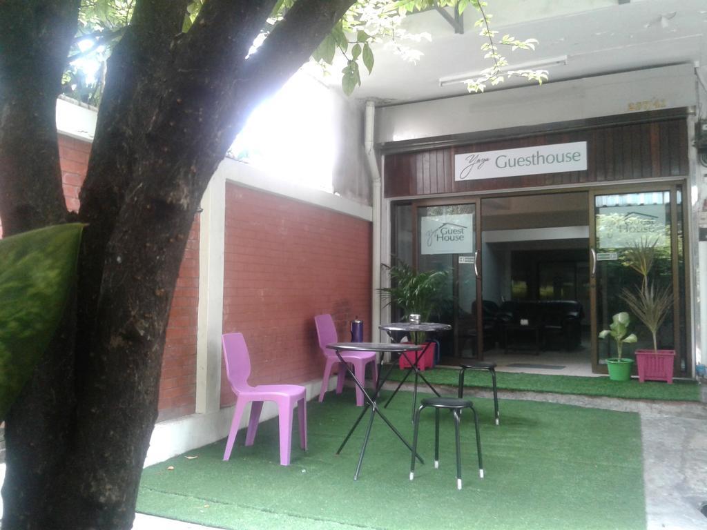Yaya Guesthouse Bangkok Luaran gambar