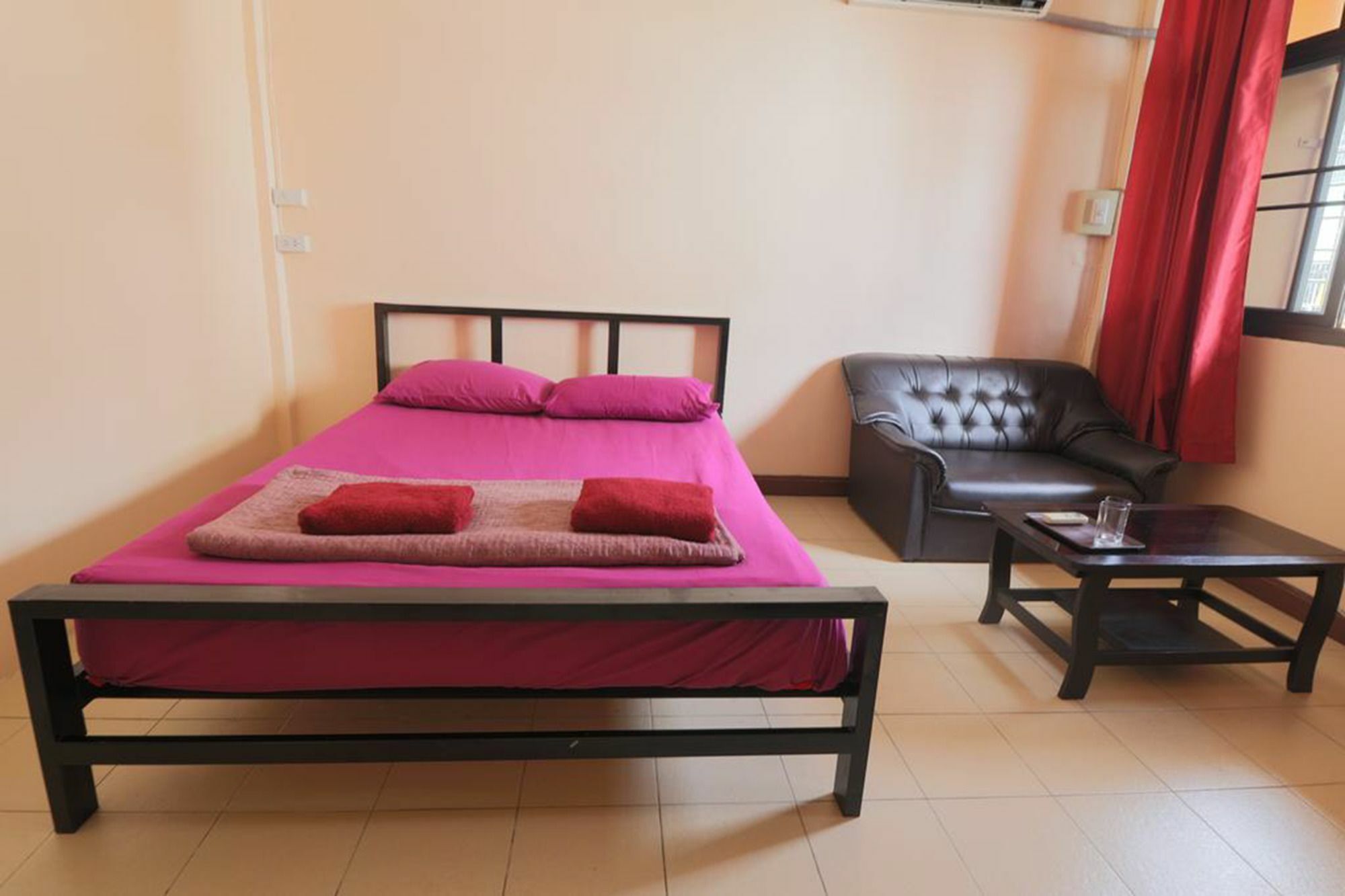 Yaya Guesthouse Bangkok Luaran gambar
