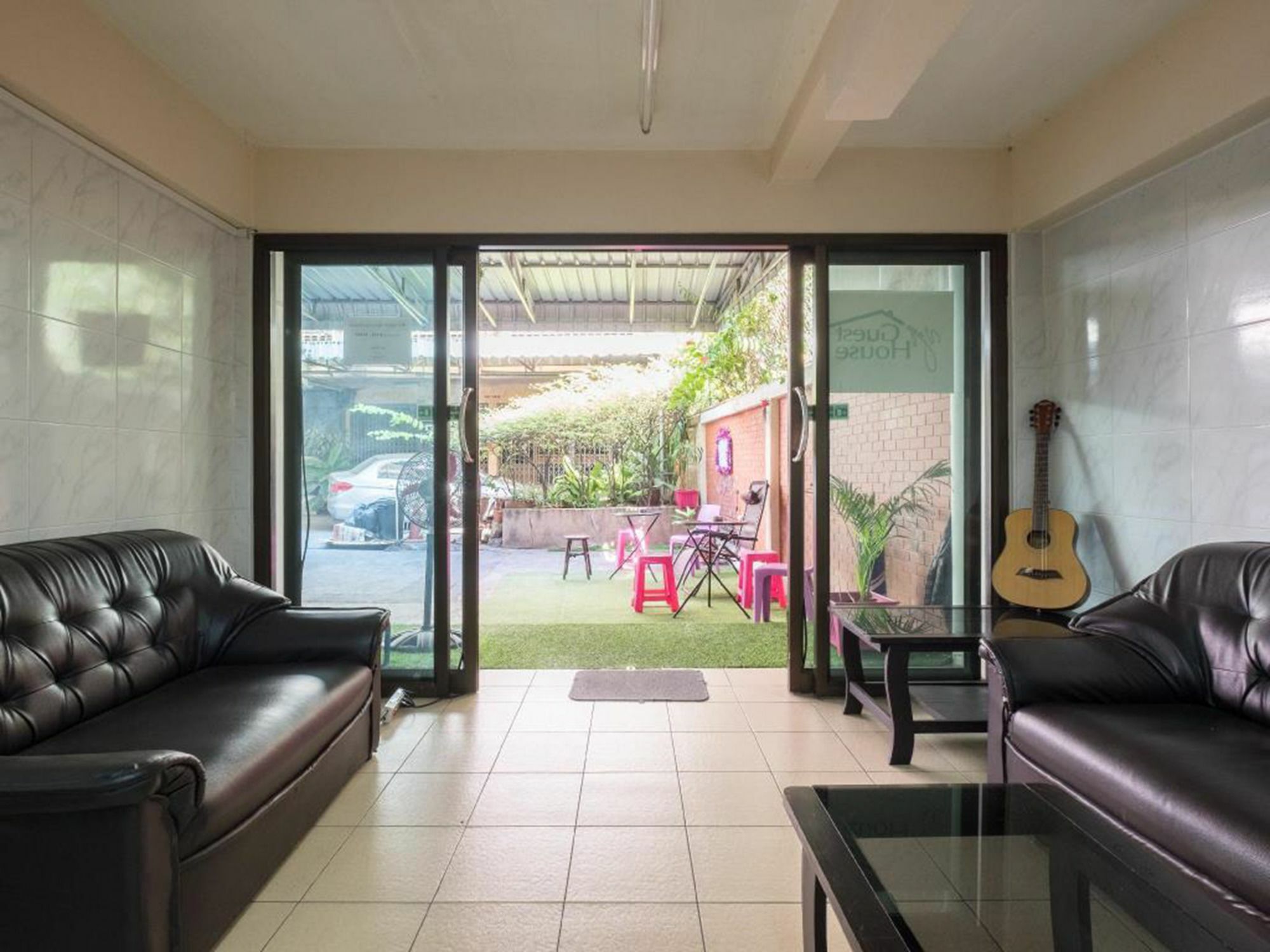 Yaya Guesthouse Bangkok Luaran gambar