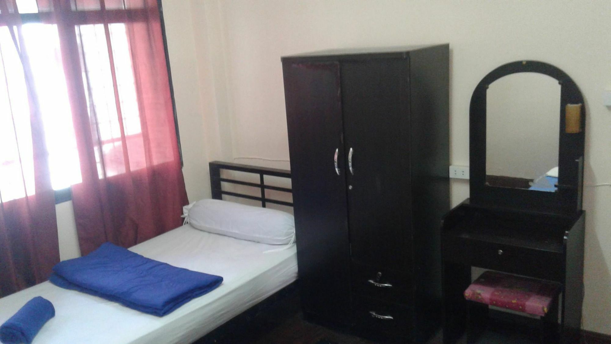 Yaya Guesthouse Bangkok Luaran gambar