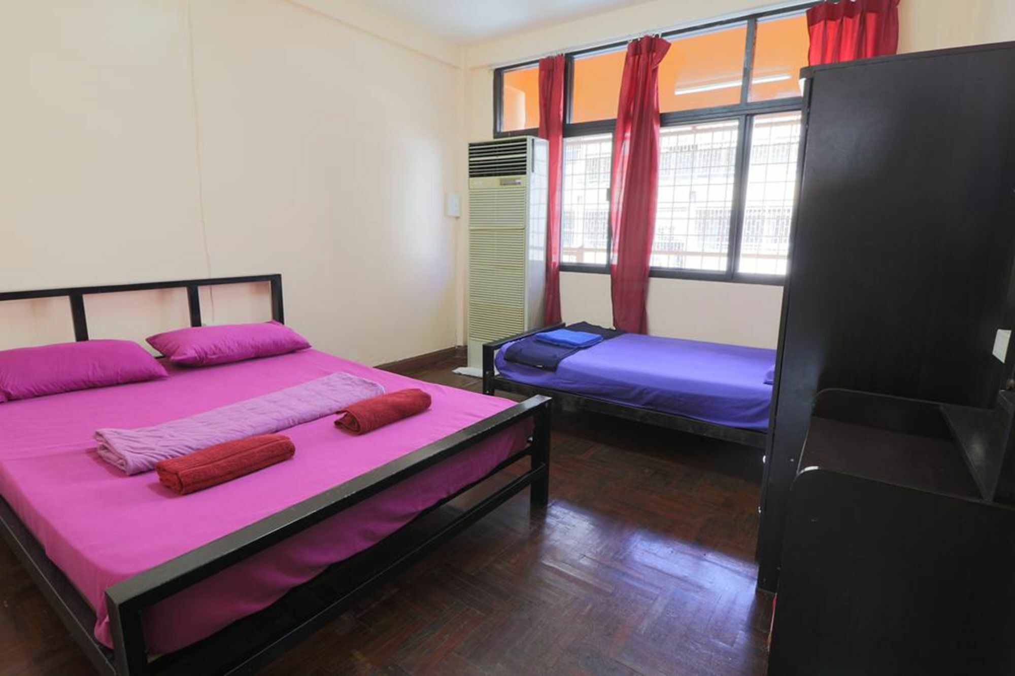 Yaya Guesthouse Bangkok Luaran gambar