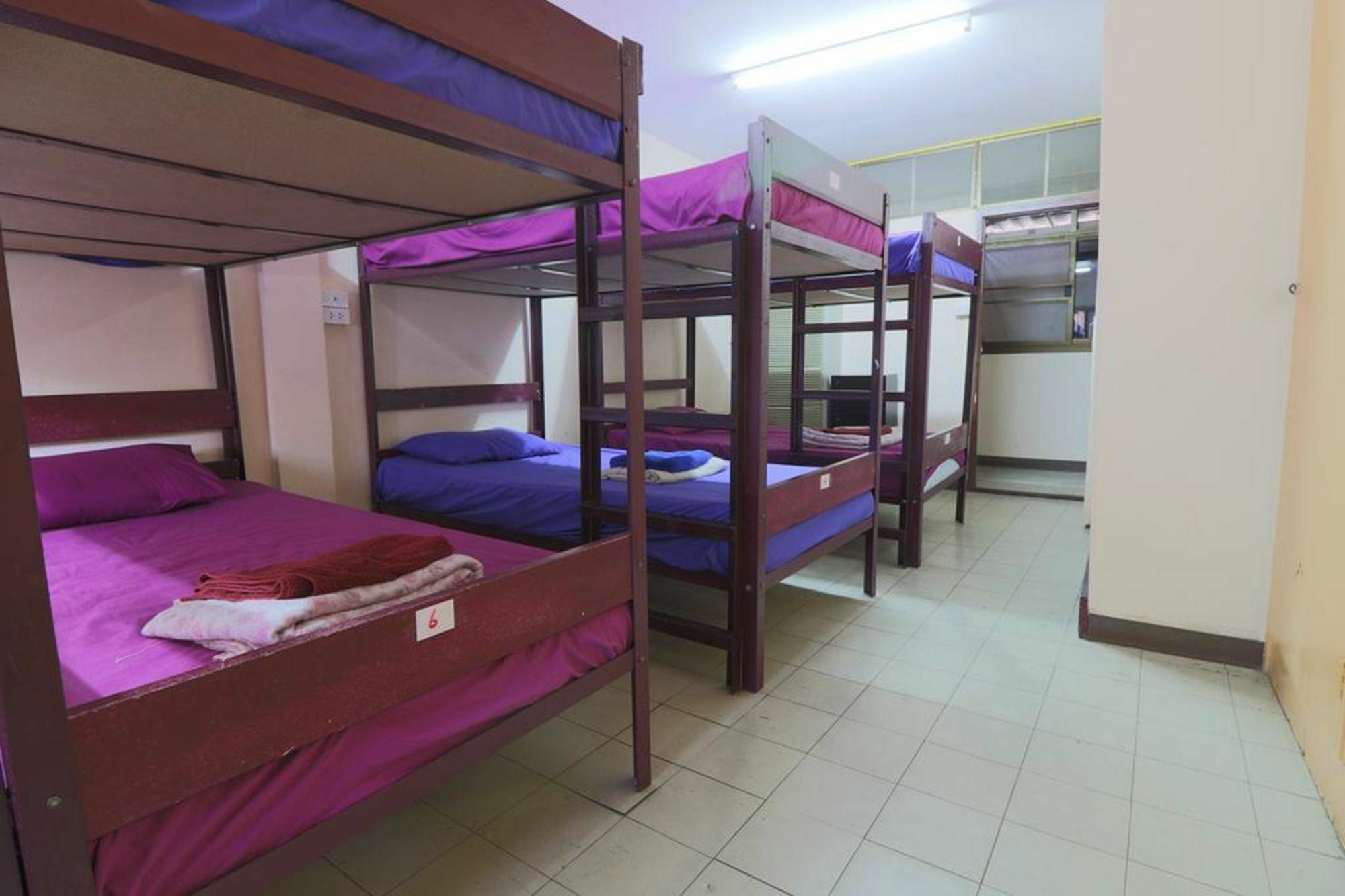 Yaya Guesthouse Bangkok Luaran gambar